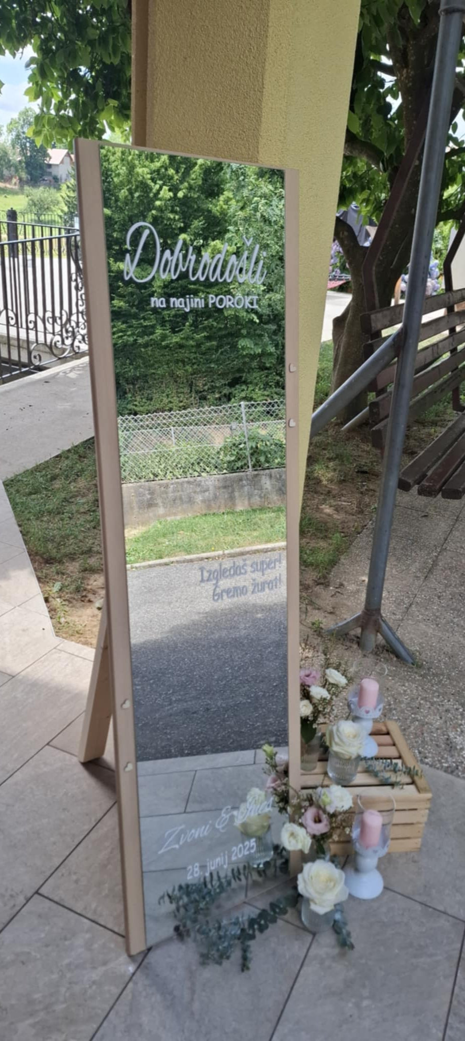 Ogledalo dobrodošli