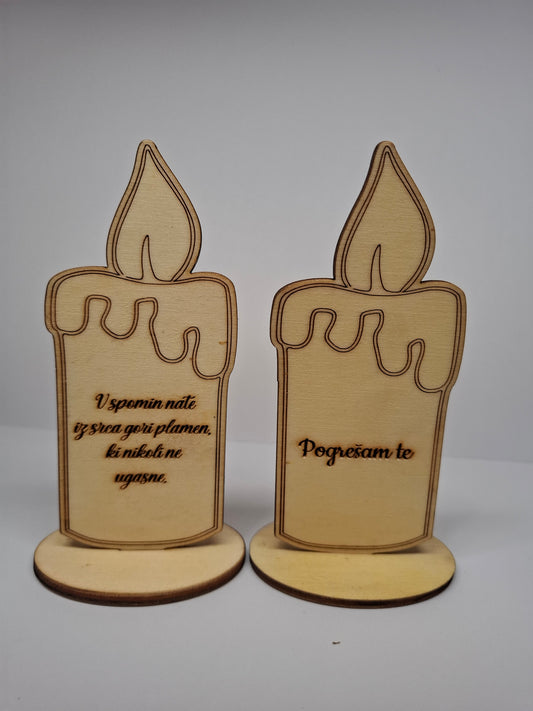 Lesena svečka na podstavku