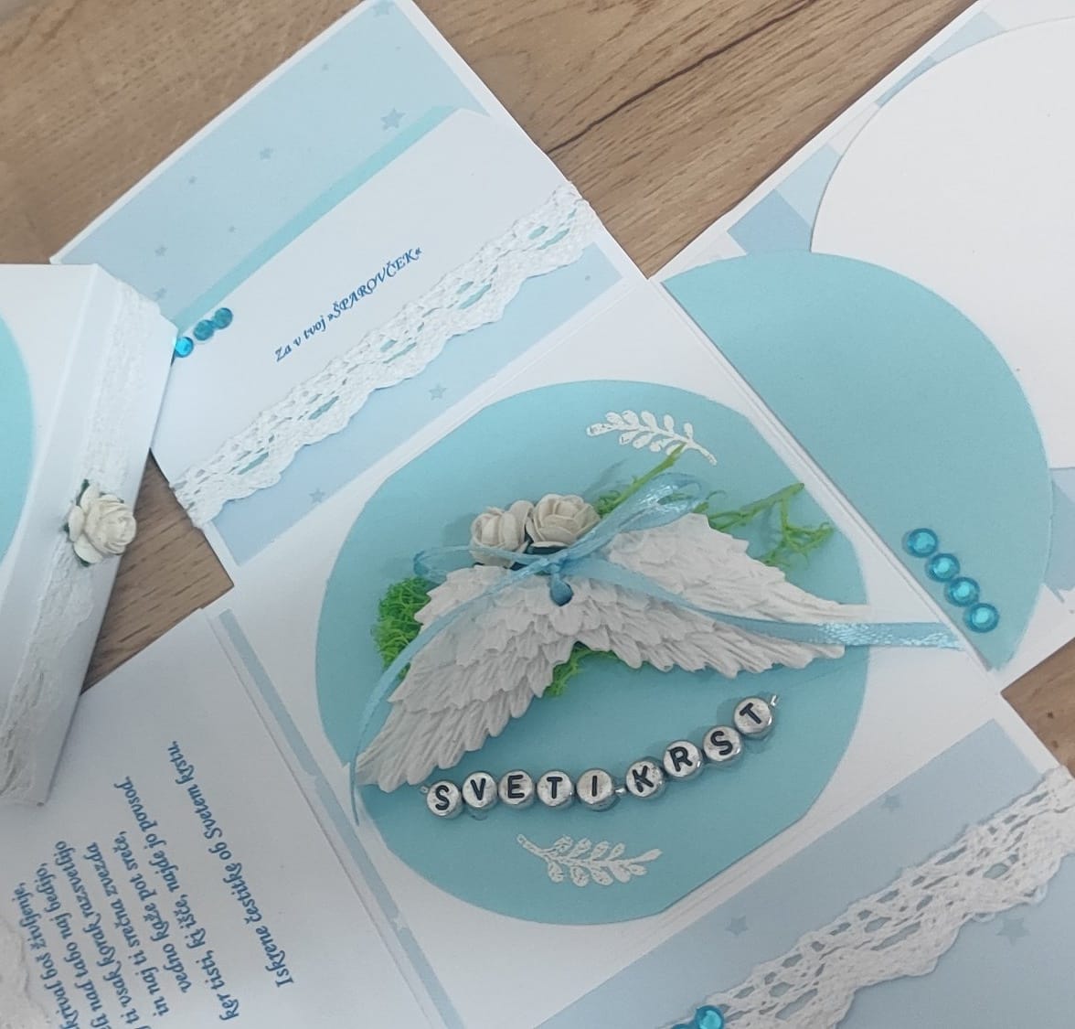 Škatlica presenečenja- krila