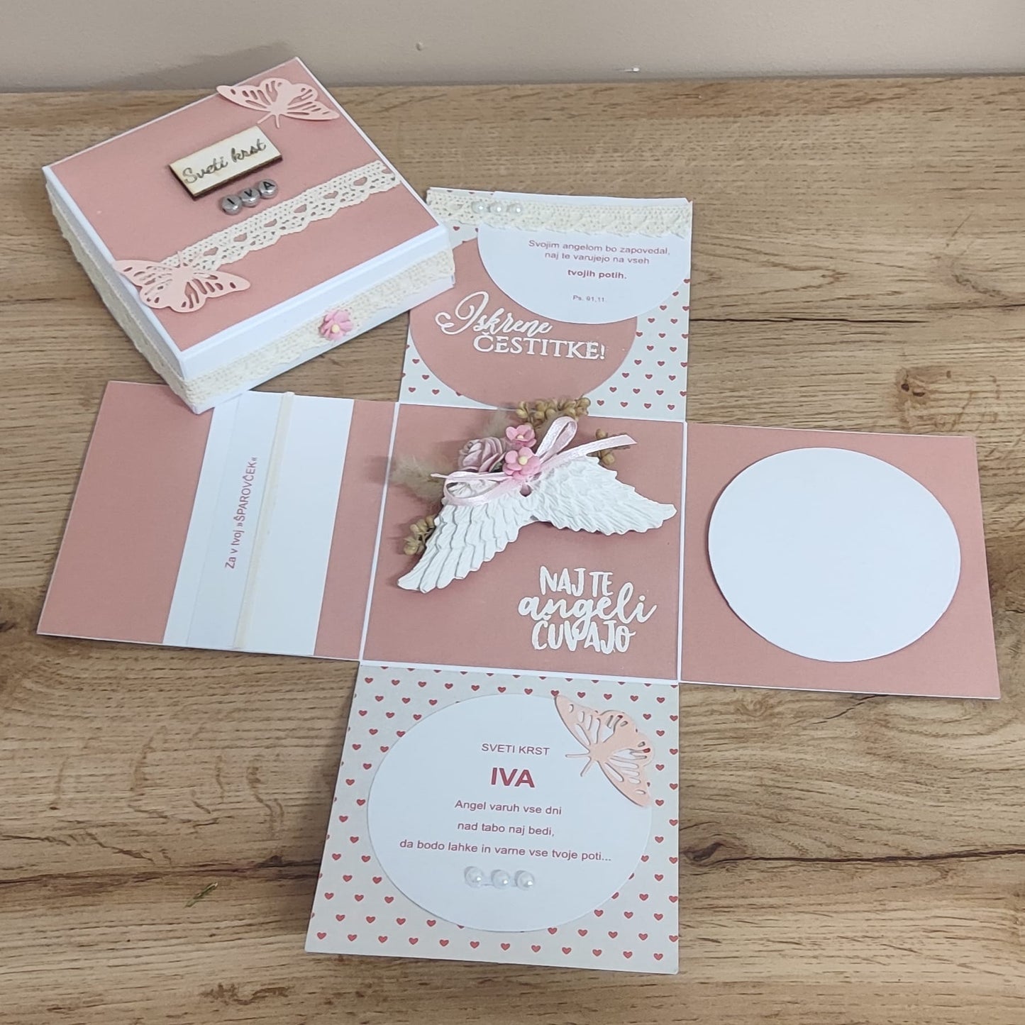 Škatlica presenečenja- krila