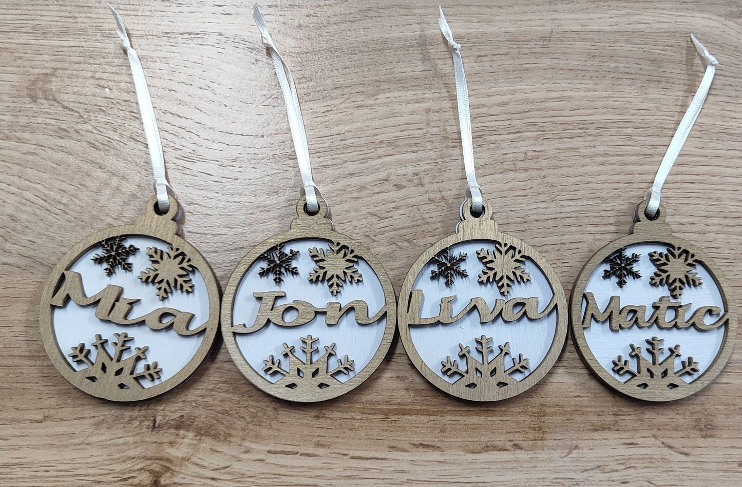 božični obesek z imenom